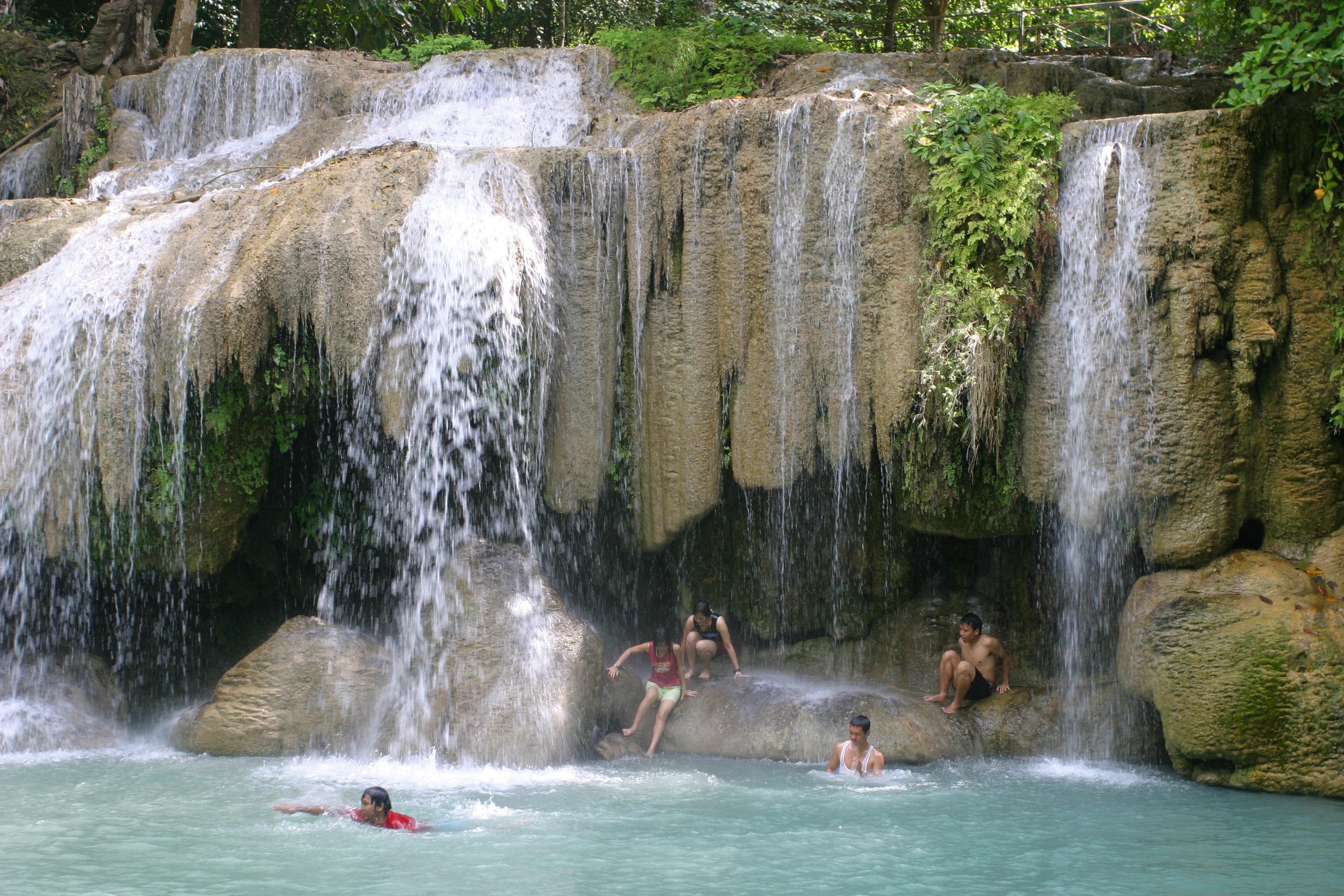 https://mdw-travel-data-us-east-1.s3.amazonaws.com/img/country/Thailand/Erawan-Waterfalls/img_02.jpg