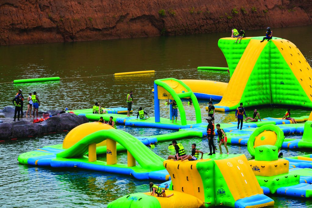 https://mdw-travel-data-us-east-1.s3.amazonaws.com/img/country/Thailand/Grand-Canyon-Water-Park/img_01.jpg