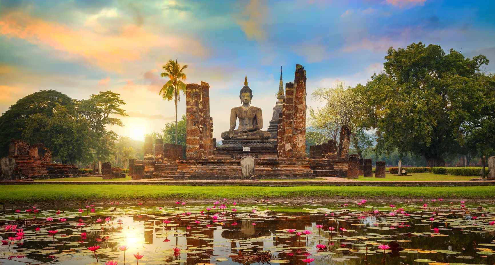 https://mdw-travel-data-us-east-1.s3.amazonaws.com/img/country/Thailand/Historic-City-of-Sukhothai/img_01.jpg