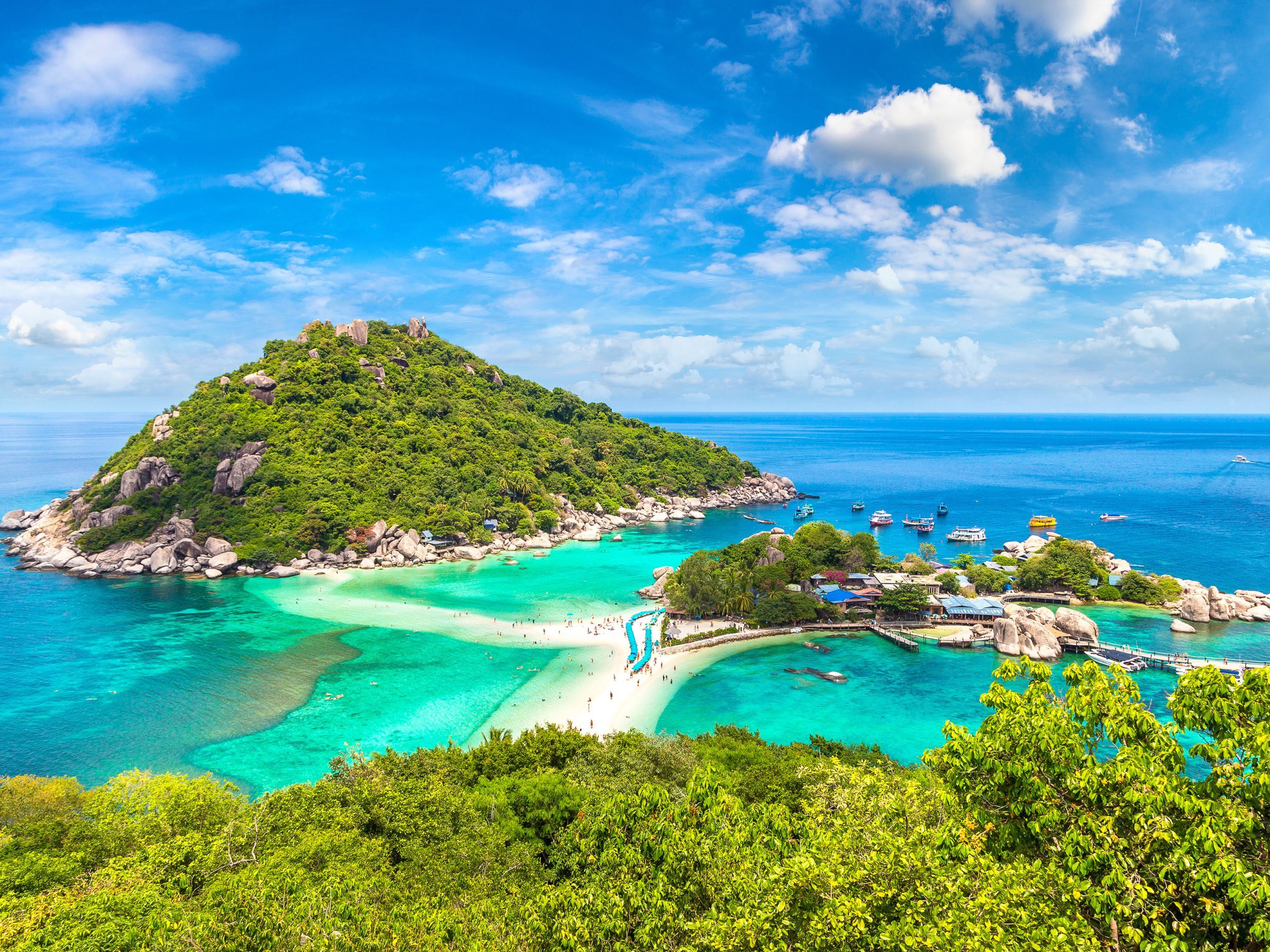 https://mdw-travel-data-us-east-1.s3.amazonaws.com/img/country/Thailand/Hong-Islands/img_03.jpg