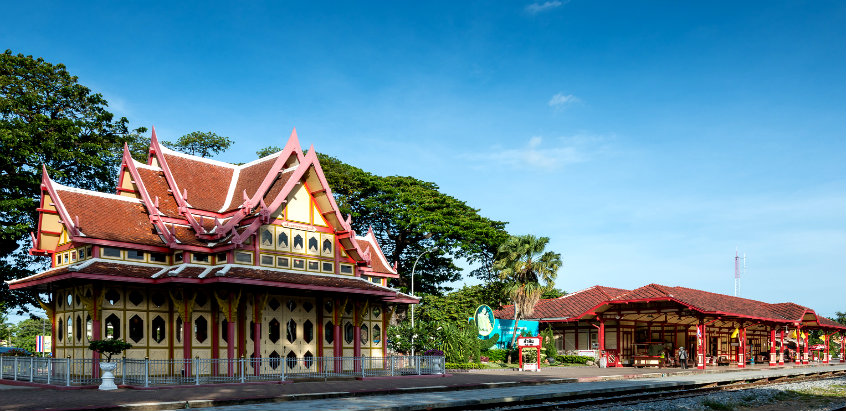 https://mdw-travel-data-us-east-1.s3.amazonaws.com/img/country/Thailand/Hua-Hin-Railway-Station/img_01.jpg