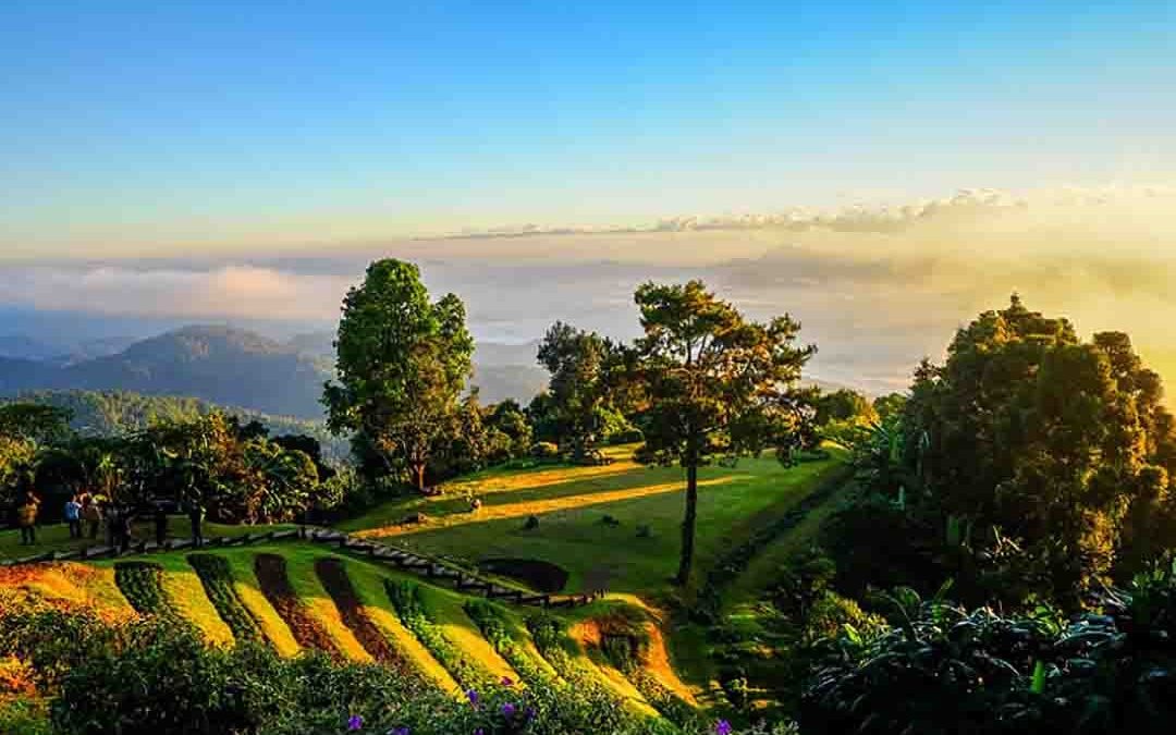 https://mdw-travel-data-us-east-1.s3.amazonaws.com/img/country/Thailand/Huai-Nam-Dang-National-Park/img_01.jpg