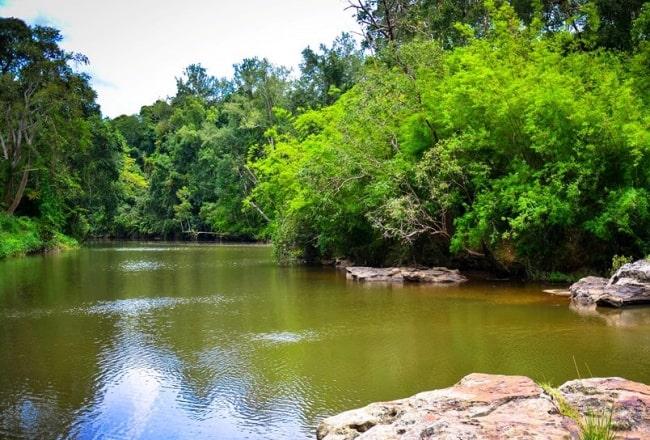 https://mdw-travel-data-us-east-1.s3.amazonaws.com/img/country/Thailand/Kaeng-Bang-Rachan/img_01.jpg