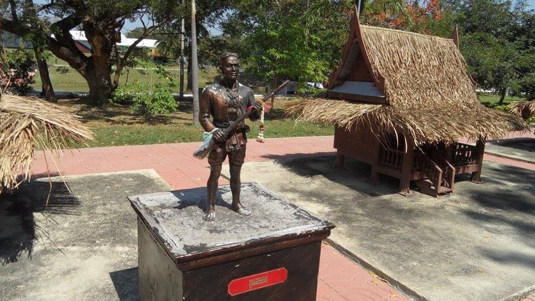 https://mdw-travel-data-us-east-1.s3.amazonaws.com/img/country/Thailand/Kaeng-Bang-Rachan/img_03.jpg