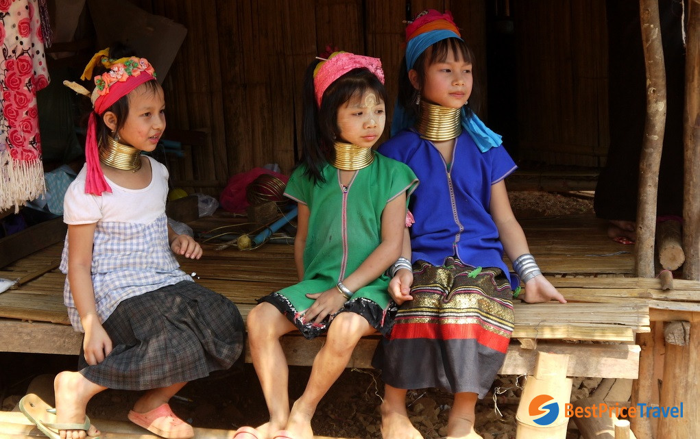 https://mdw-travel-data-us-east-1.s3.amazonaws.com/img/country/Thailand/Karen-Long-Neck-Hill-Tribe-Village/img_02.jpg