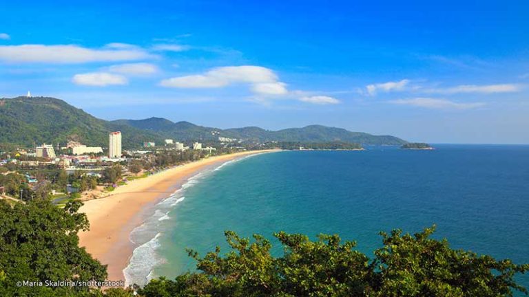 https://mdw-travel-data-us-east-1.s3.amazonaws.com/img/country/Thailand/Karon-Beach/img_01.jpg