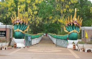 https://mdw-travel-data-us-east-1.s3.amazonaws.com/img/country/Thailand/Kham-Chanot/img_02.jpg