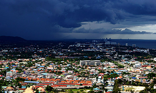 https://mdw-travel-data-us-east-1.s3.amazonaws.com/img/country/Thailand/Khao-Hin-Lek-Fai-Viewpoint/img_02.jpg