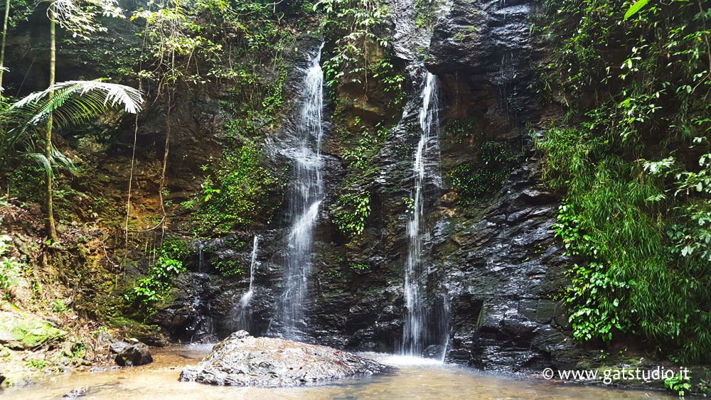 https://mdw-travel-data-us-east-1.s3.amazonaws.com/img/country/Thailand/Khlong-Chak-Waterfall/img_03.jpg