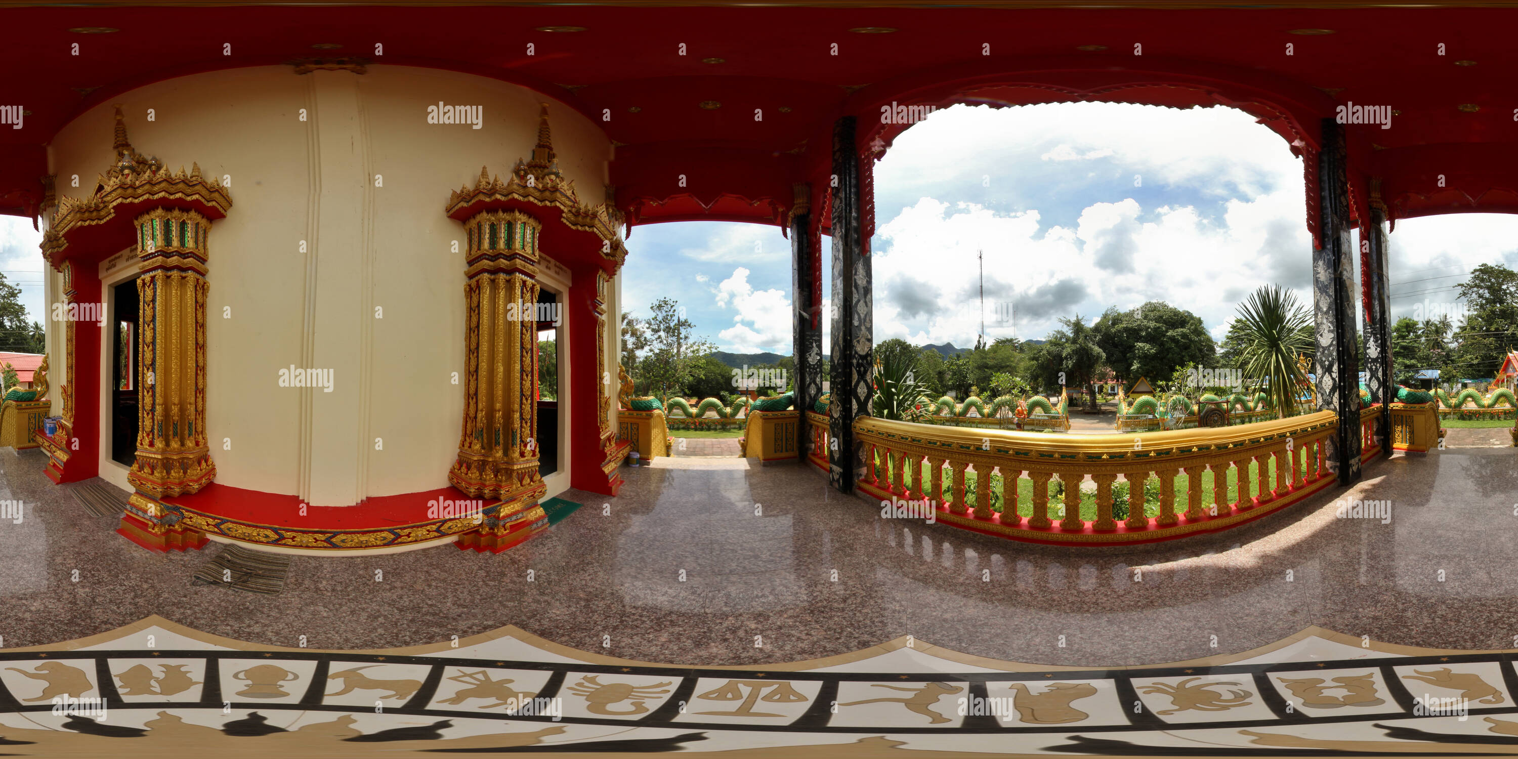 https://mdw-travel-data-us-east-1.s3.amazonaws.com/img/country/Thailand/Klong-Son-Bay/img_03.jpg