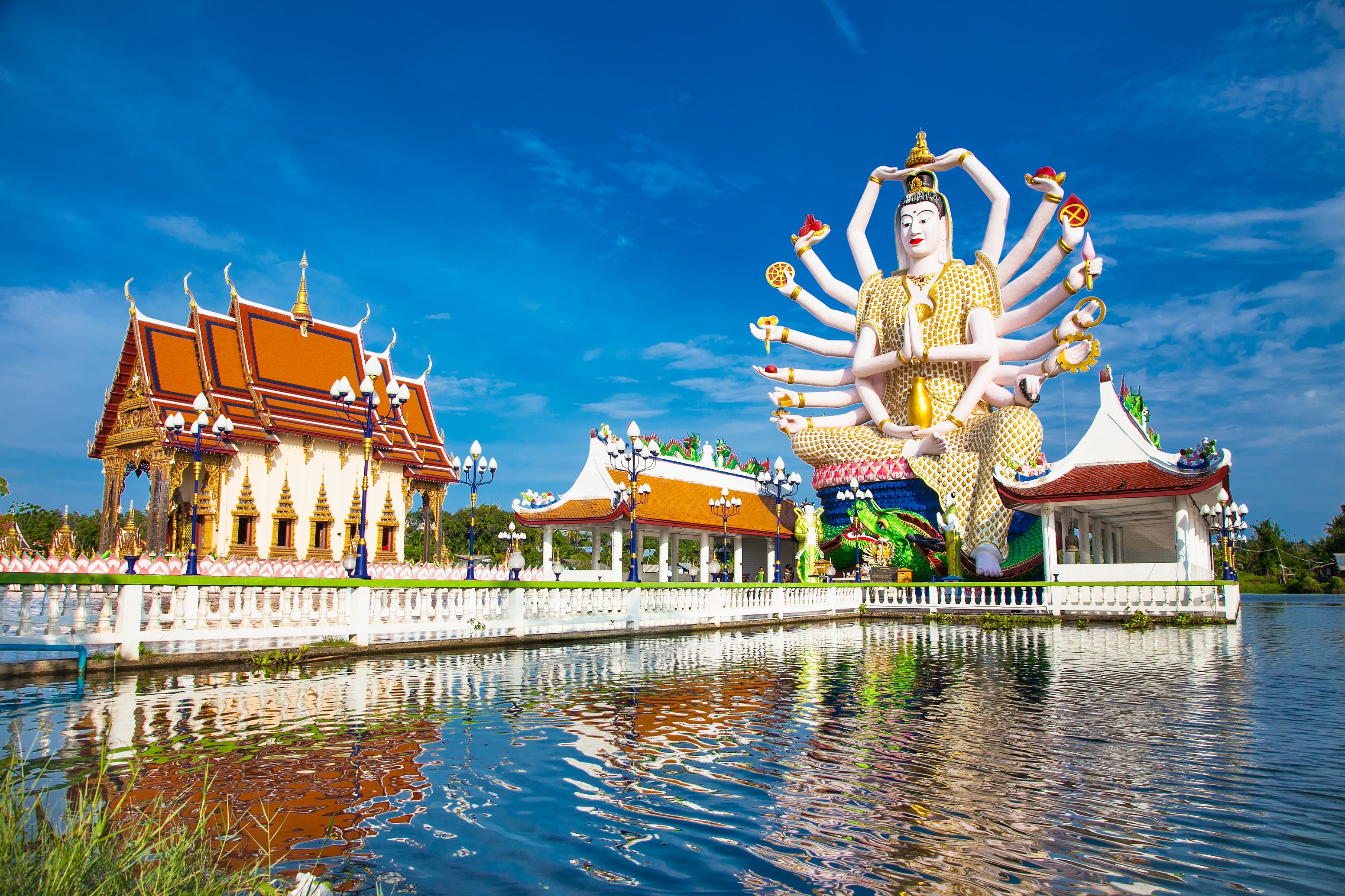 https://mdw-travel-data-us-east-1.s3.amazonaws.com/img/country/Thailand/Ko-Por/img_00.jpg