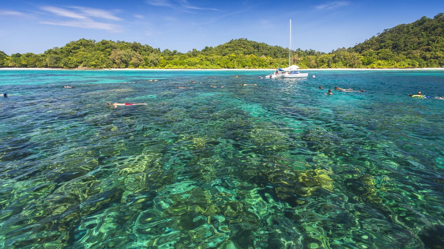 https://mdw-travel-data-us-east-1.s3.amazonaws.com/img/country/Thailand/Ko-Rok/img_03.jpg