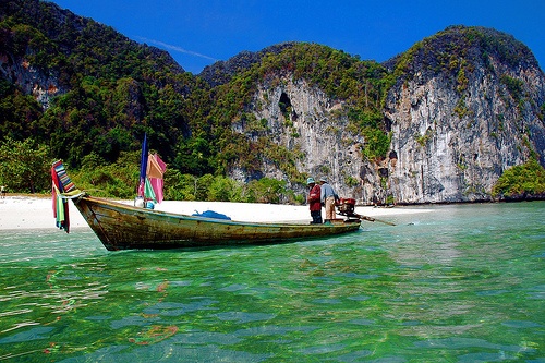 https://mdw-travel-data-us-east-1.s3.amazonaws.com/img/country/Thailand/Koh-Lao-Liang/img_01.jpg