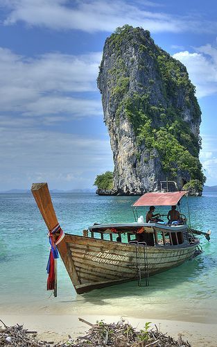 https://mdw-travel-data-us-east-1.s3.amazonaws.com/img/country/Thailand/Koh-Poda/img_02.jpg