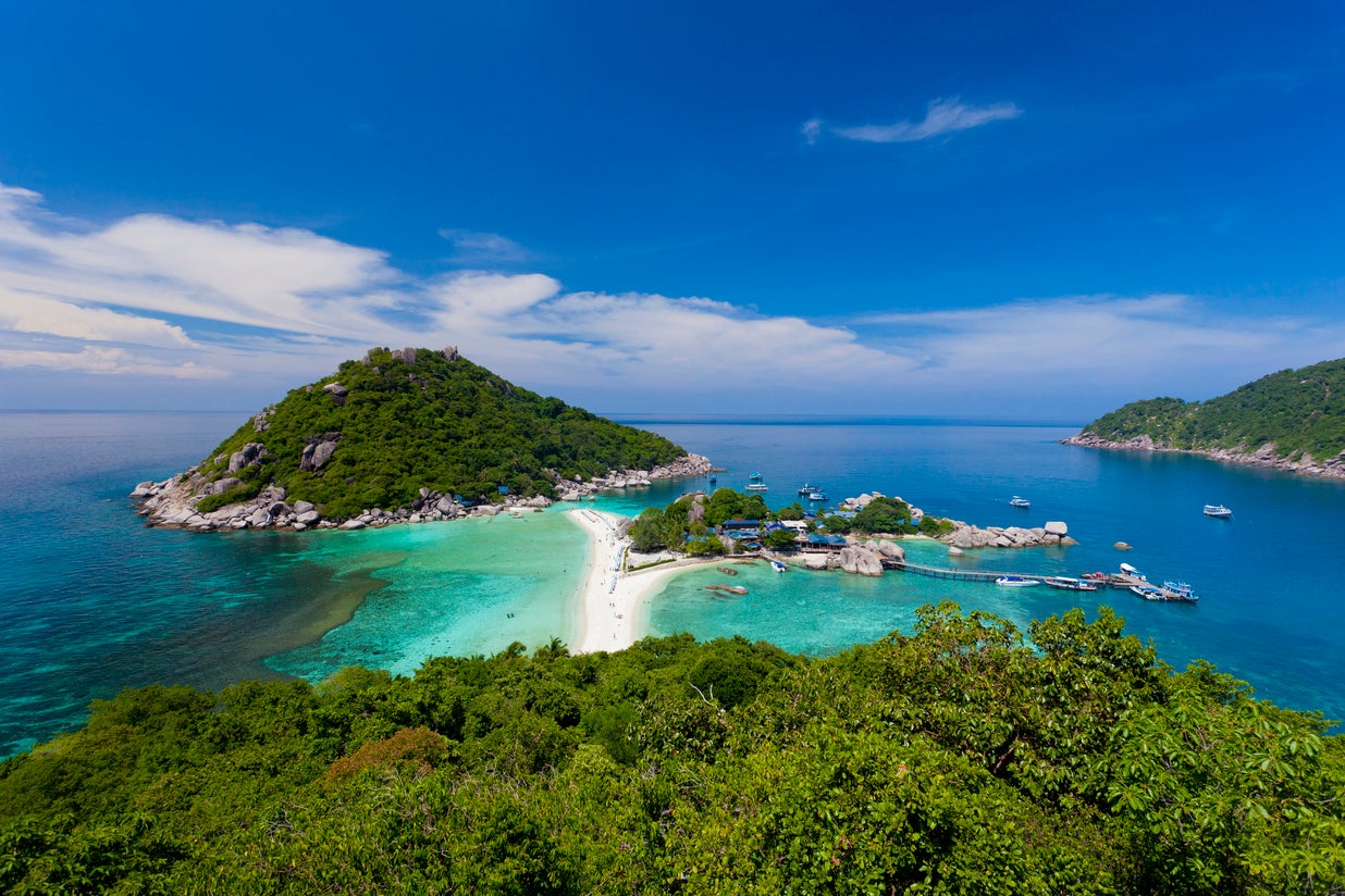https://mdw-travel-data-us-east-1.s3.amazonaws.com/img/country/Thailand/Koh-Tao-CrossFit/img_00.jpg
