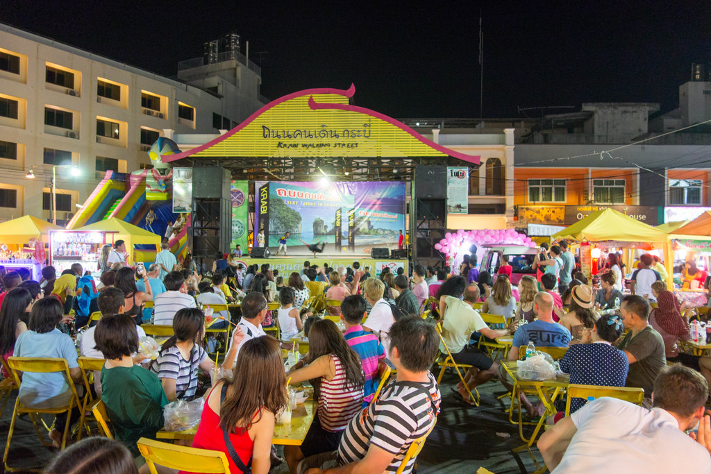https://mdw-travel-data-us-east-1.s3.amazonaws.com/img/country/Thailand/Krabi-Weekend-Night-Market/img_03.jpg