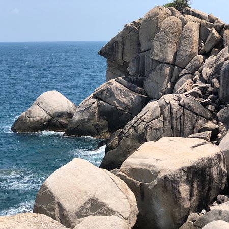 https://mdw-travel-data-us-east-1.s3.amazonaws.com/img/country/Thailand/Laem-Thian/img_02.jpg