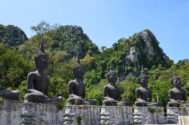 https://mdw-travel-data-us-east-1.s3.amazonaws.com/img/country/Thailand/Lop-Buri/img_02.jpg