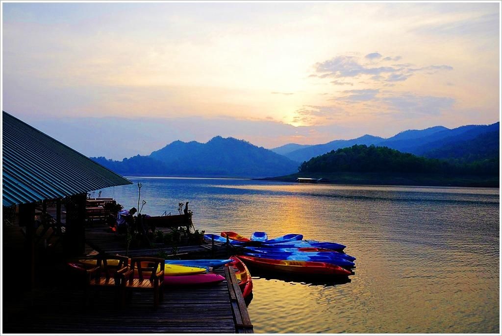 https://mdw-travel-data-us-east-1.s3.amazonaws.com/img/country/Thailand/Mae-Ngat-Dam-and-Reservoir/img_02.jpg