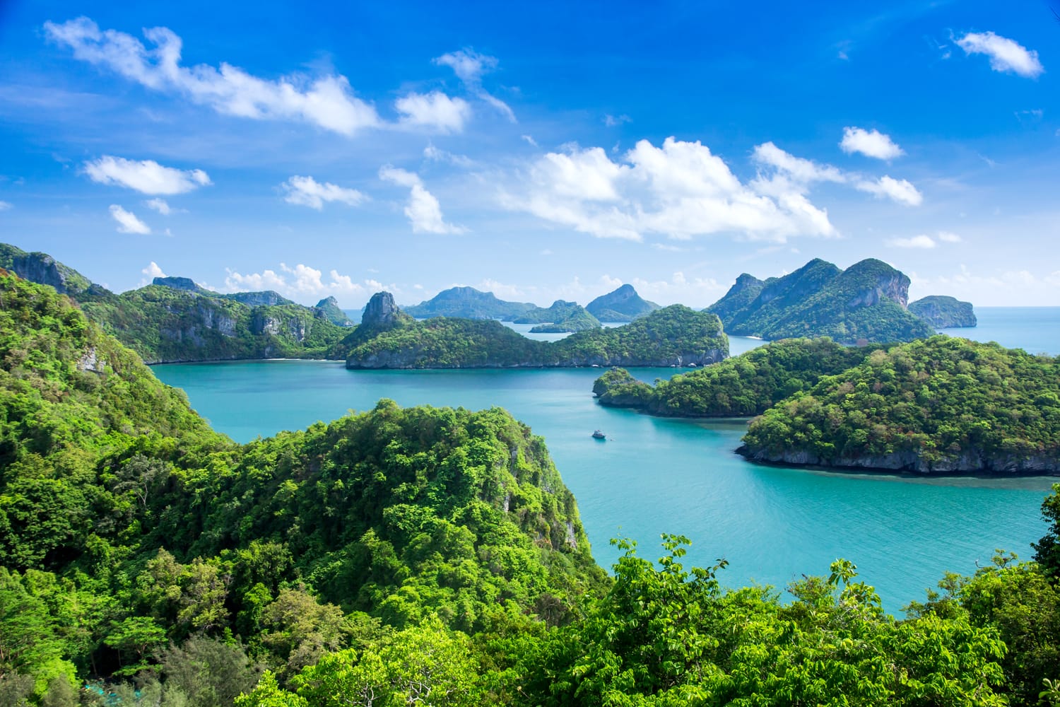 https://mdw-travel-data-us-east-1.s3.amazonaws.com/img/country/Thailand/Mu-Ko-Ang-Thong-National-Park/img_04.jpg