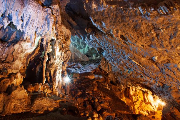 https://mdw-travel-data-us-east-1.s3.amazonaws.com/img/country/Thailand/Nam-Nao-National-Park/img_02.jpg