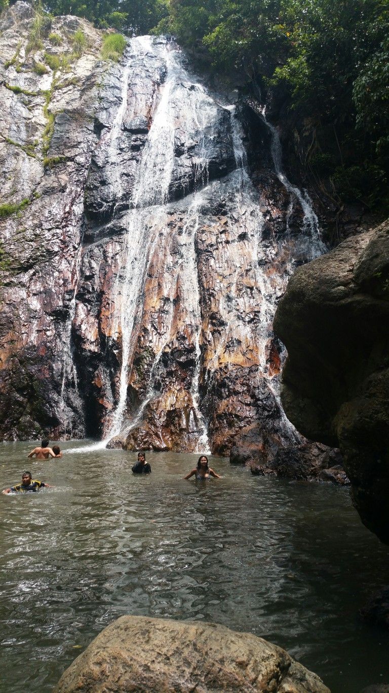 https://mdw-travel-data-us-east-1.s3.amazonaws.com/img/country/Thailand/Namuang-Waterfall/img_01.jpg