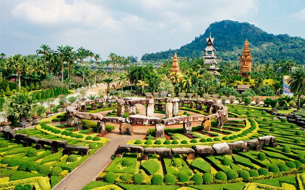https://mdw-travel-data-us-east-1.s3.amazonaws.com/img/country/Thailand/Nong-Nooch-Tropical-Botanical-Garden/img_02.jpg