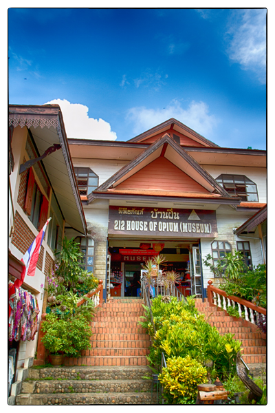 https://mdw-travel-data-us-east-1.s3.amazonaws.com/img/country/Thailand/Opium-House-Museum/img_01.jpg