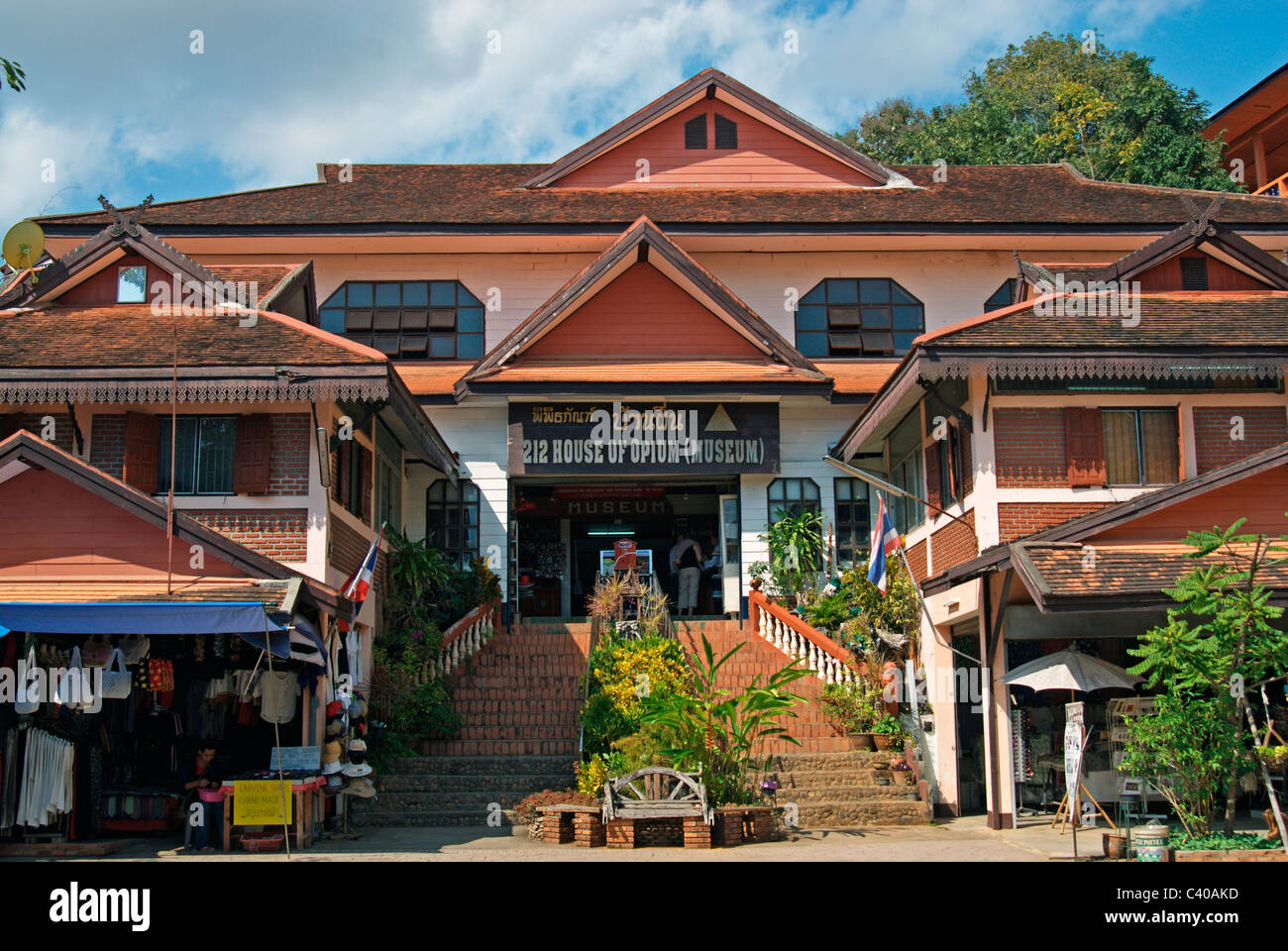 https://mdw-travel-data-us-east-1.s3.amazonaws.com/img/country/Thailand/Opium-House-Museum/img_02.jpg