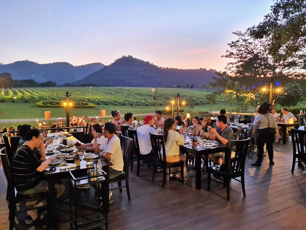 https://mdw-travel-data-us-east-1.s3.amazonaws.com/img/country/Thailand/PB-Valley-Khao-Yai-Winery/img_02.jpg