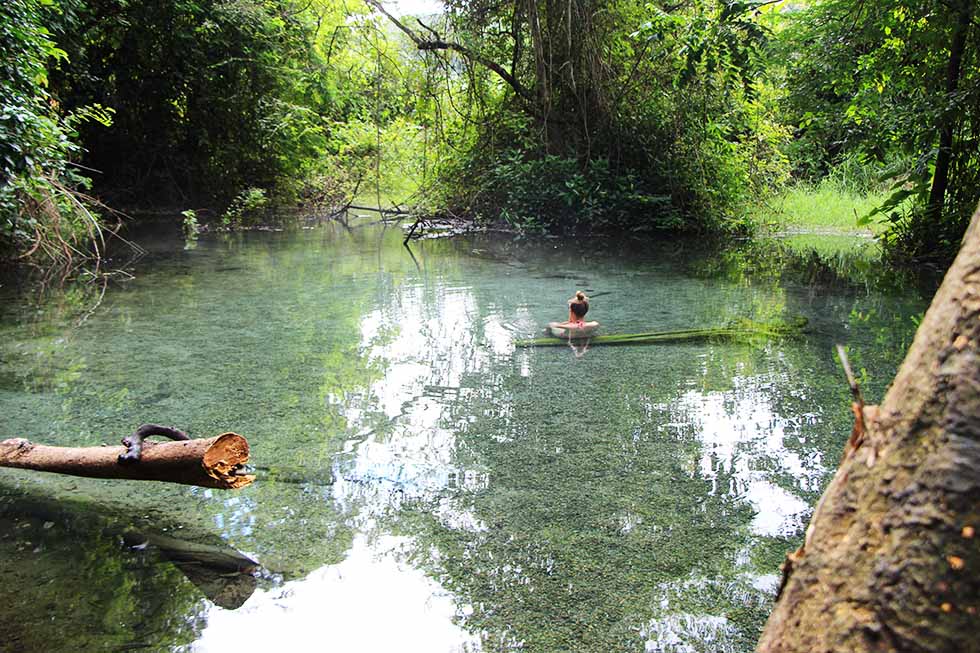 https://mdw-travel-data-us-east-1.s3.amazonaws.com/img/country/Thailand/Pai-Hot-Springs/img_02.jpg