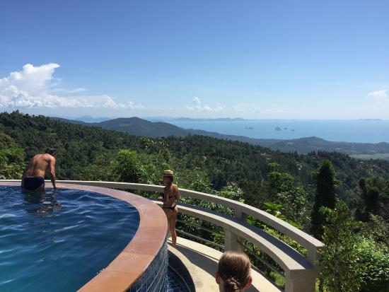 https://mdw-travel-data-us-east-1.s3.amazonaws.com/img/country/Thailand/Paradise-Park-Farm/img_03.jpg
