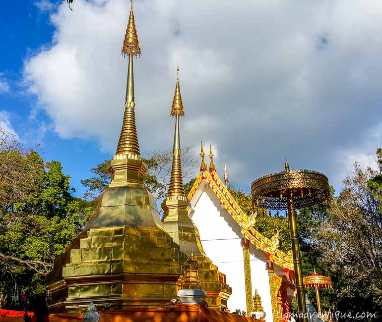 https://mdw-travel-data-us-east-1.s3.amazonaws.com/img/country/Thailand/Phra-That-Doi-Tung/img_02.jpg