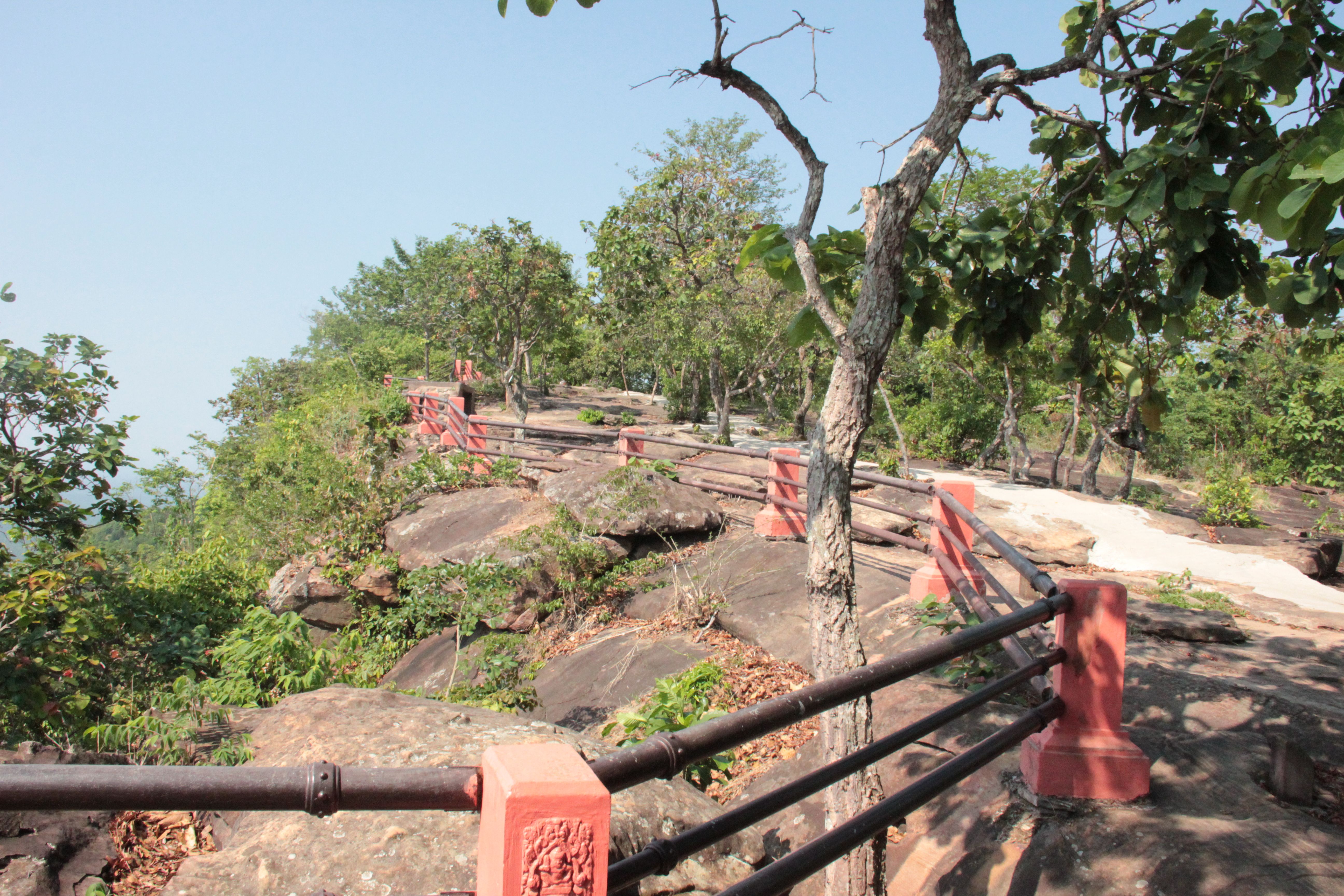 https://mdw-travel-data-us-east-1.s3.amazonaws.com/img/country/Thailand/Phra-Viharn-National-Park/img_02.jpg