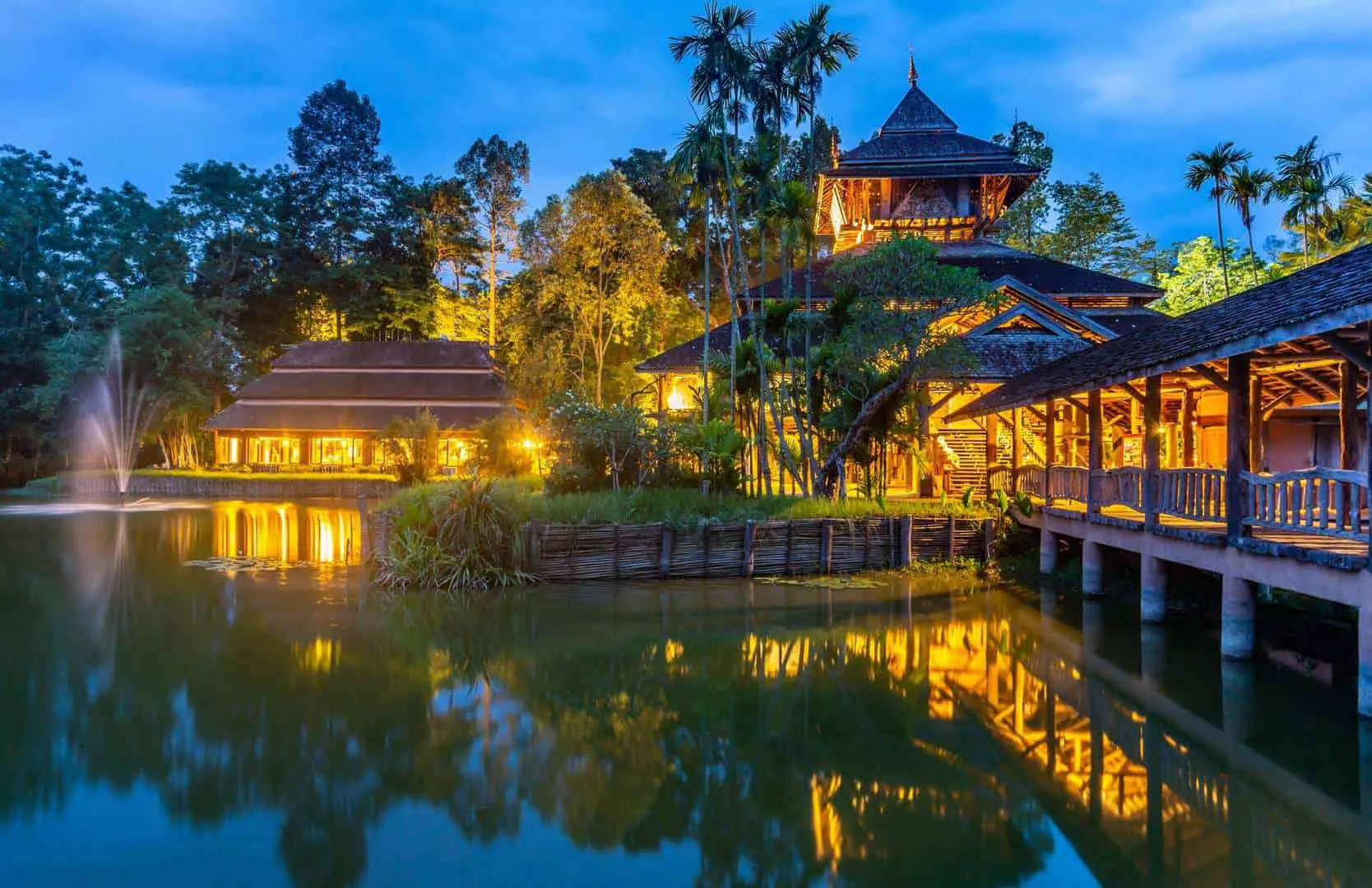 https://mdw-travel-data-us-east-1.s3.amazonaws.com/img/country/Thailand/Rai-Mae-Fah-Luang-Art-and-Cultural-Park/img_03.jpg