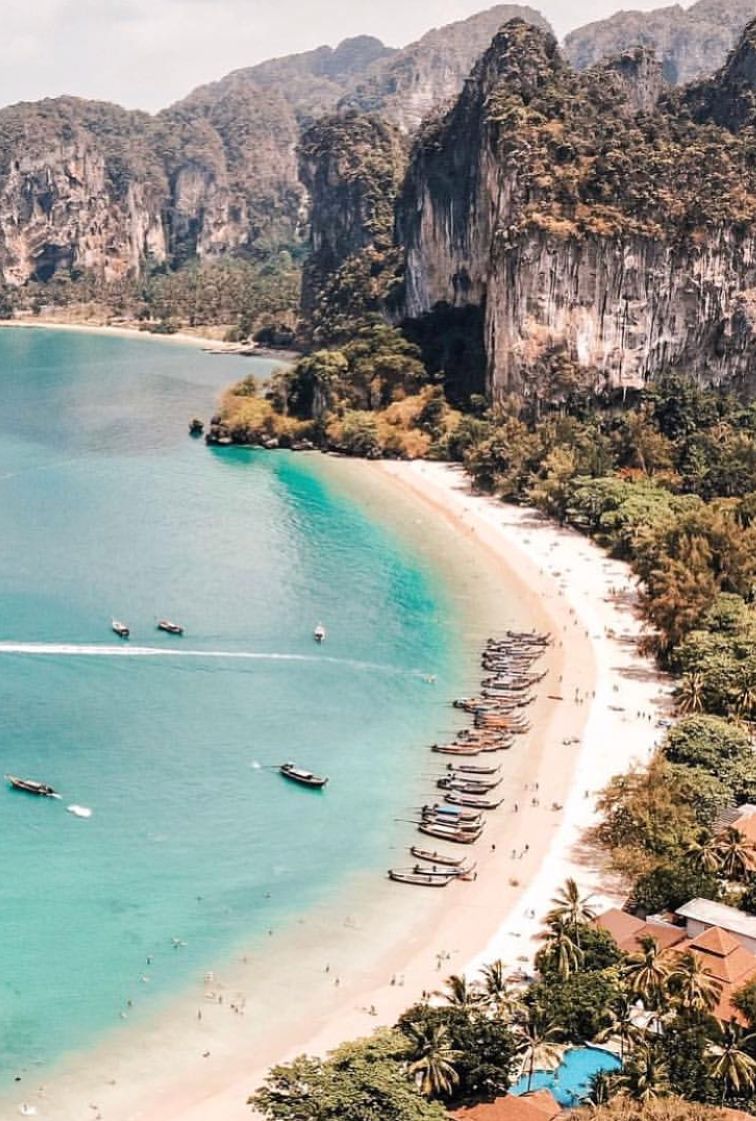 https://mdw-travel-data-us-east-1.s3.amazonaws.com/img/country/Thailand/Railay-Beach-Club/img_03.jpg