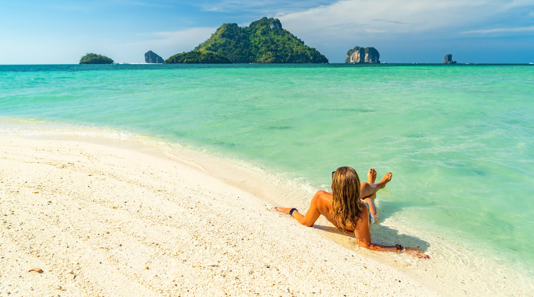 https://mdw-travel-data-us-east-1.s3.amazonaws.com/img/country/Thailand/Railay-Beach-Ice-Cream/img_00.jpg