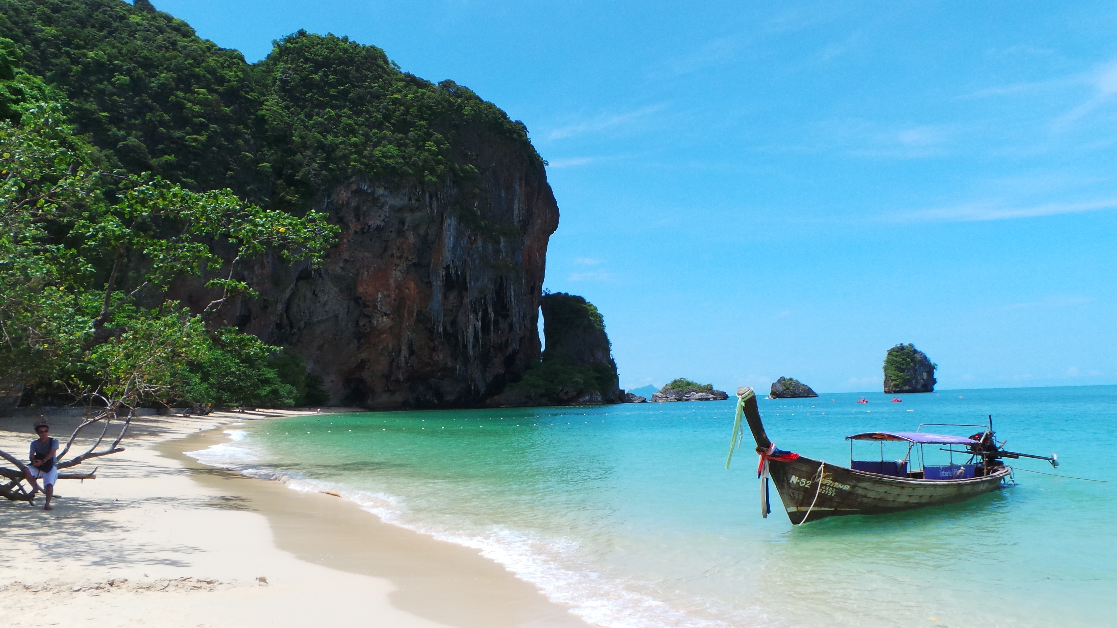 https://mdw-travel-data-us-east-1.s3.amazonaws.com/img/country/Thailand/Railay-Beach-Terrace/img_01.jpg