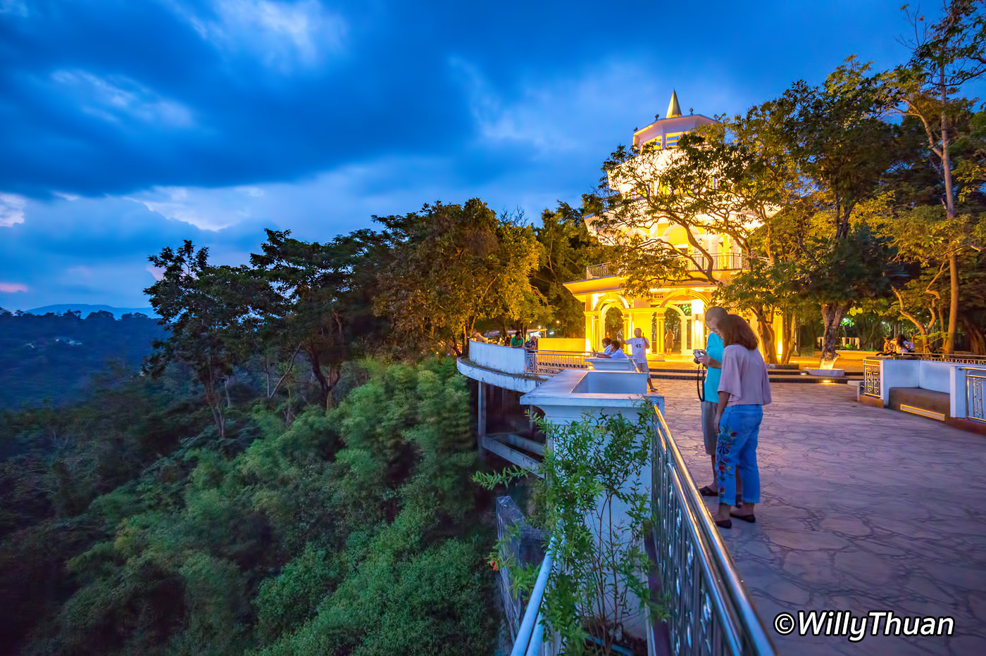 https://mdw-travel-data-us-east-1.s3.amazonaws.com/img/country/Thailand/Rang-Hill/img_02.jpg