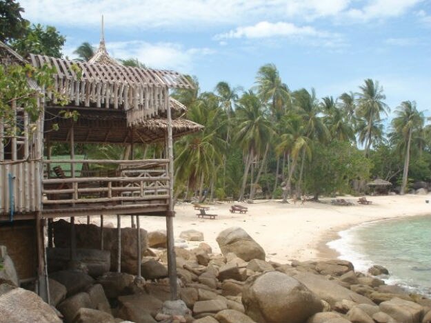 https://mdw-travel-data-us-east-1.s3.amazonaws.com/img/country/Thailand/Sai-Thong-National-Park/img_03.jpg