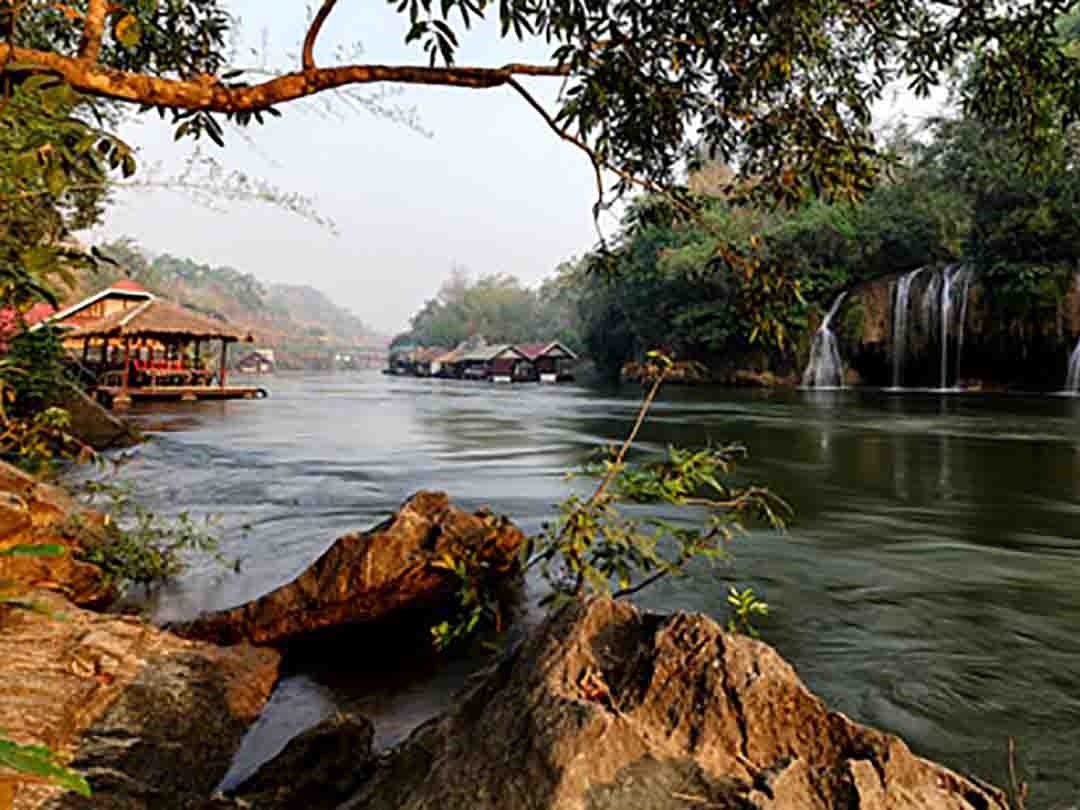 https://mdw-travel-data-us-east-1.s3.amazonaws.com/img/country/Thailand/Sai-Yok-National-Park/img_00.jpg