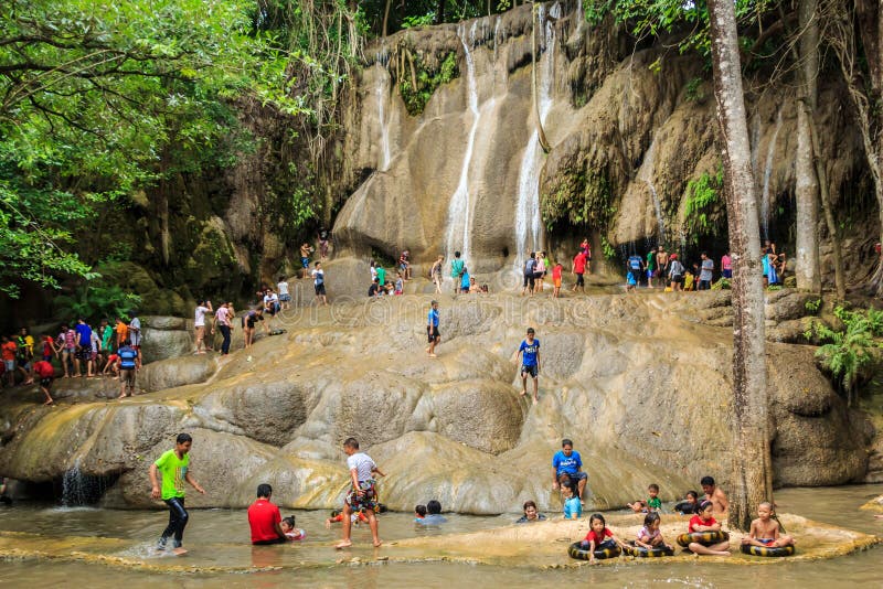 https://mdw-travel-data-us-east-1.s3.amazonaws.com/img/country/Thailand/Saiyok-Yai-Waterfall/img_02.jpg