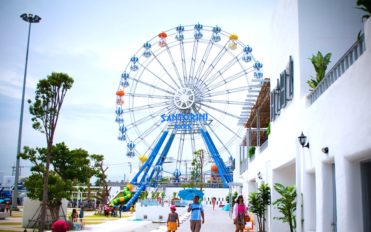 https://mdw-travel-data-us-east-1.s3.amazonaws.com/img/country/Thailand/Santorini-Park-Cha-am/img_01.jpg