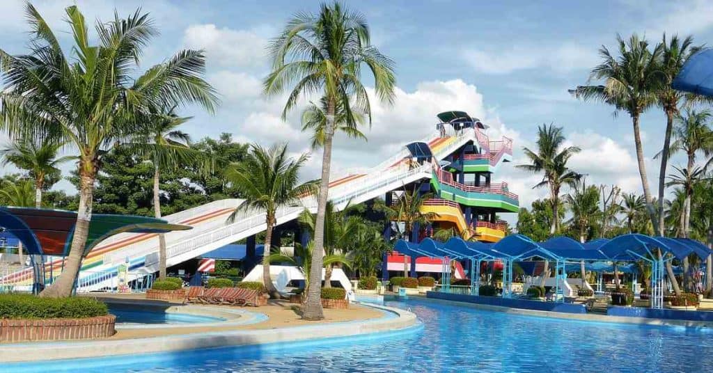 https://mdw-travel-data-us-east-1.s3.amazonaws.com/img/country/Thailand/Siam-Park-City/img_03.jpg
