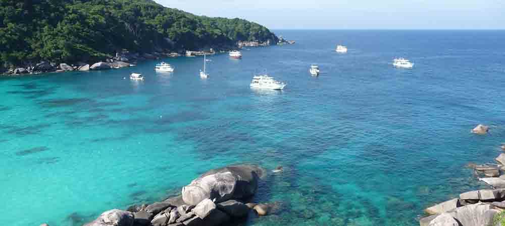 https://mdw-travel-data-us-east-1.s3.amazonaws.com/img/country/Thailand/Similan-Islands/img_01.jpg