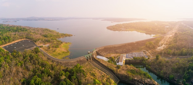 https://mdw-travel-data-us-east-1.s3.amazonaws.com/img/country/Thailand/Sirindhorn-Dam/img_02.jpg