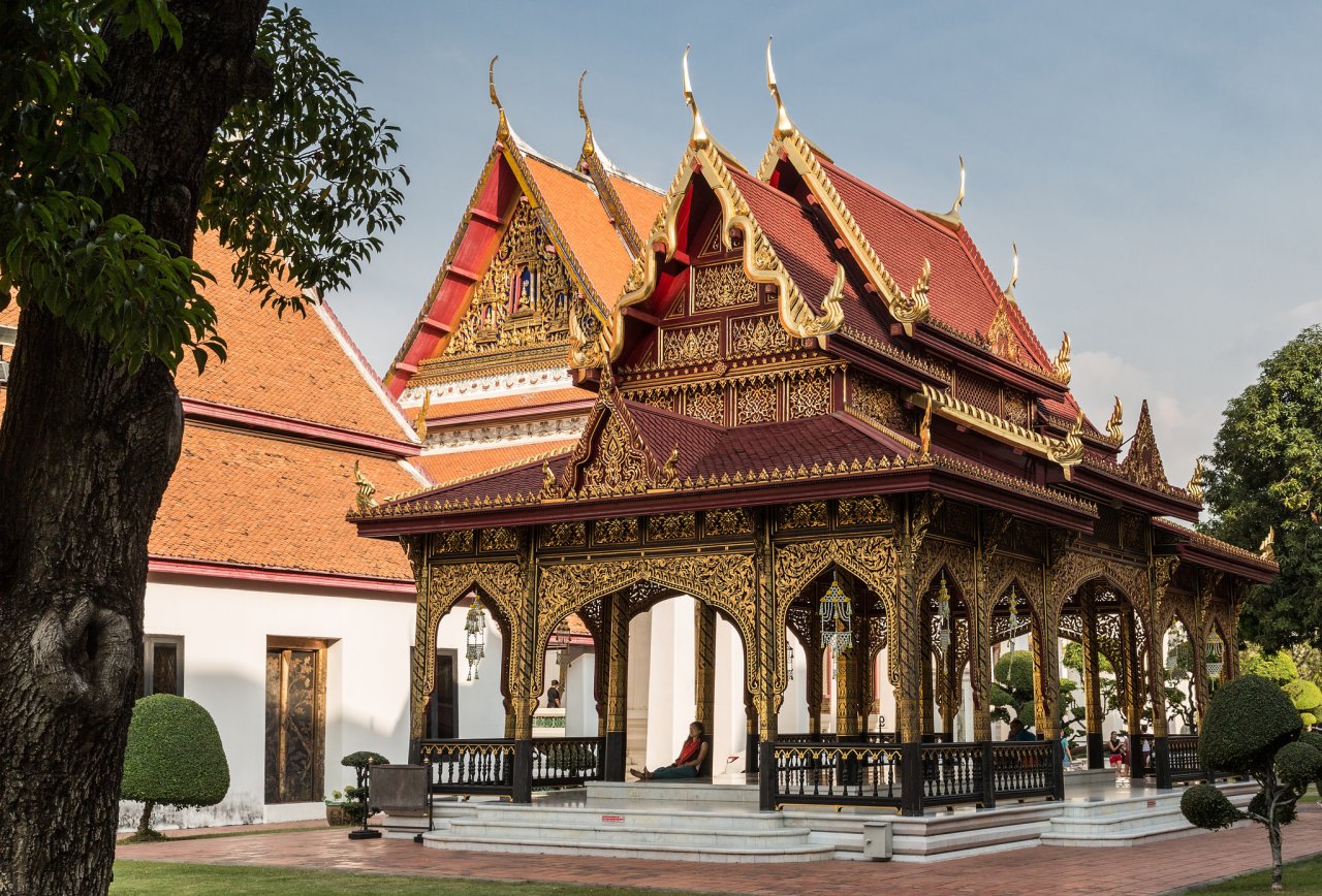 https://mdw-travel-data-us-east-1.s3.amazonaws.com/img/country/Thailand/Suan-Wang-Kaew/img_03.jpg