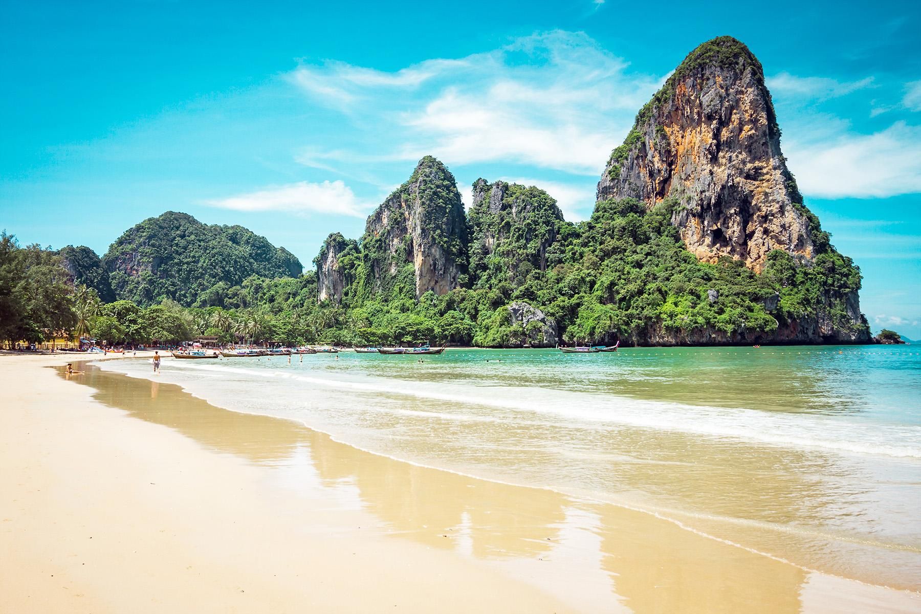 https://mdw-travel-data-us-east-1.s3.amazonaws.com/img/country/Thailand/Ta-Noad-Beach/img_00.jpg