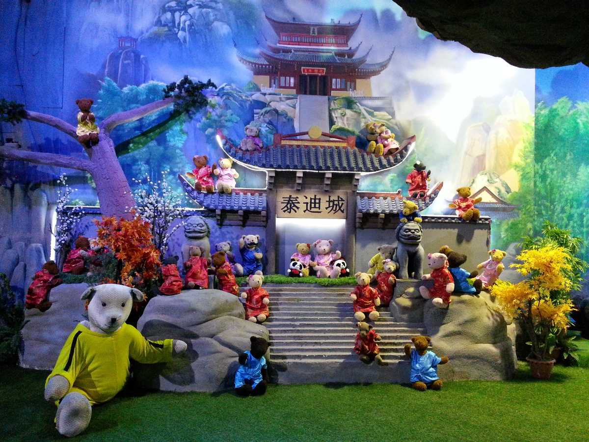 https://mdw-travel-data-us-east-1.s3.amazonaws.com/img/country/Thailand/Teddy-Bear-Museum-Pattaya/img_01.jpg