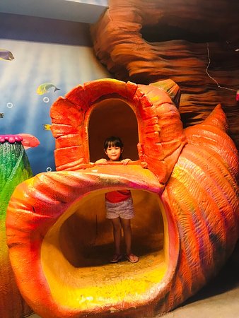 https://mdw-travel-data-us-east-1.s3.amazonaws.com/img/country/Thailand/Teddy-Bear-Museum-Pattaya/img_02.jpg